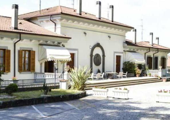 La Tenuta Di Bacco Hotel Colleferro Luaran gambar