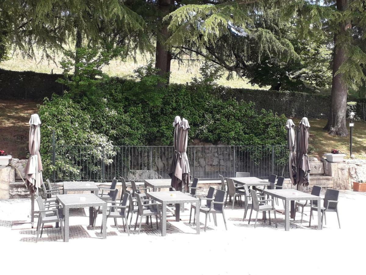 La Tenuta Di Bacco Hotel Colleferro Luaran gambar